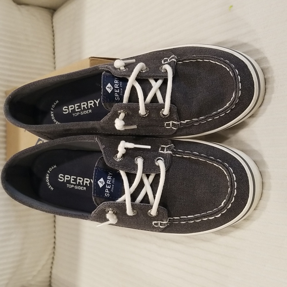 Sperry top sliders